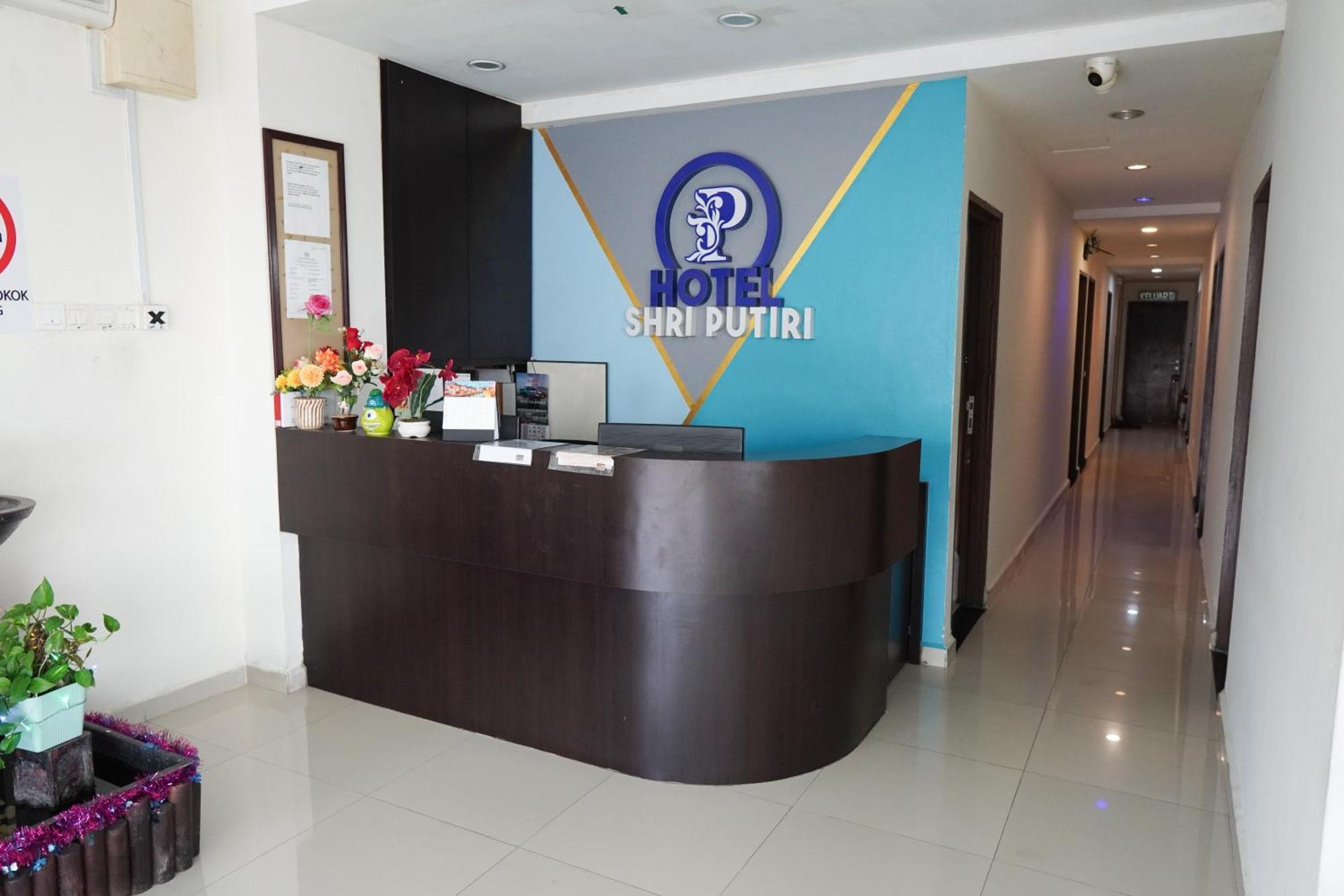 Hotel Shri Putiri 파시르구당 외부 사진